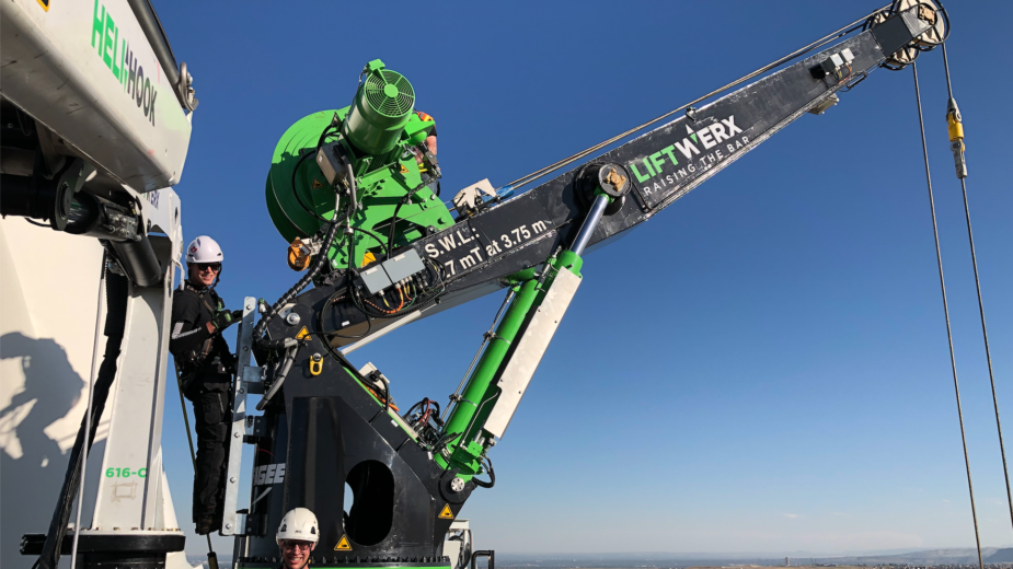 Field-Testing of newest RotorHook™ and GenHook™ Cranes